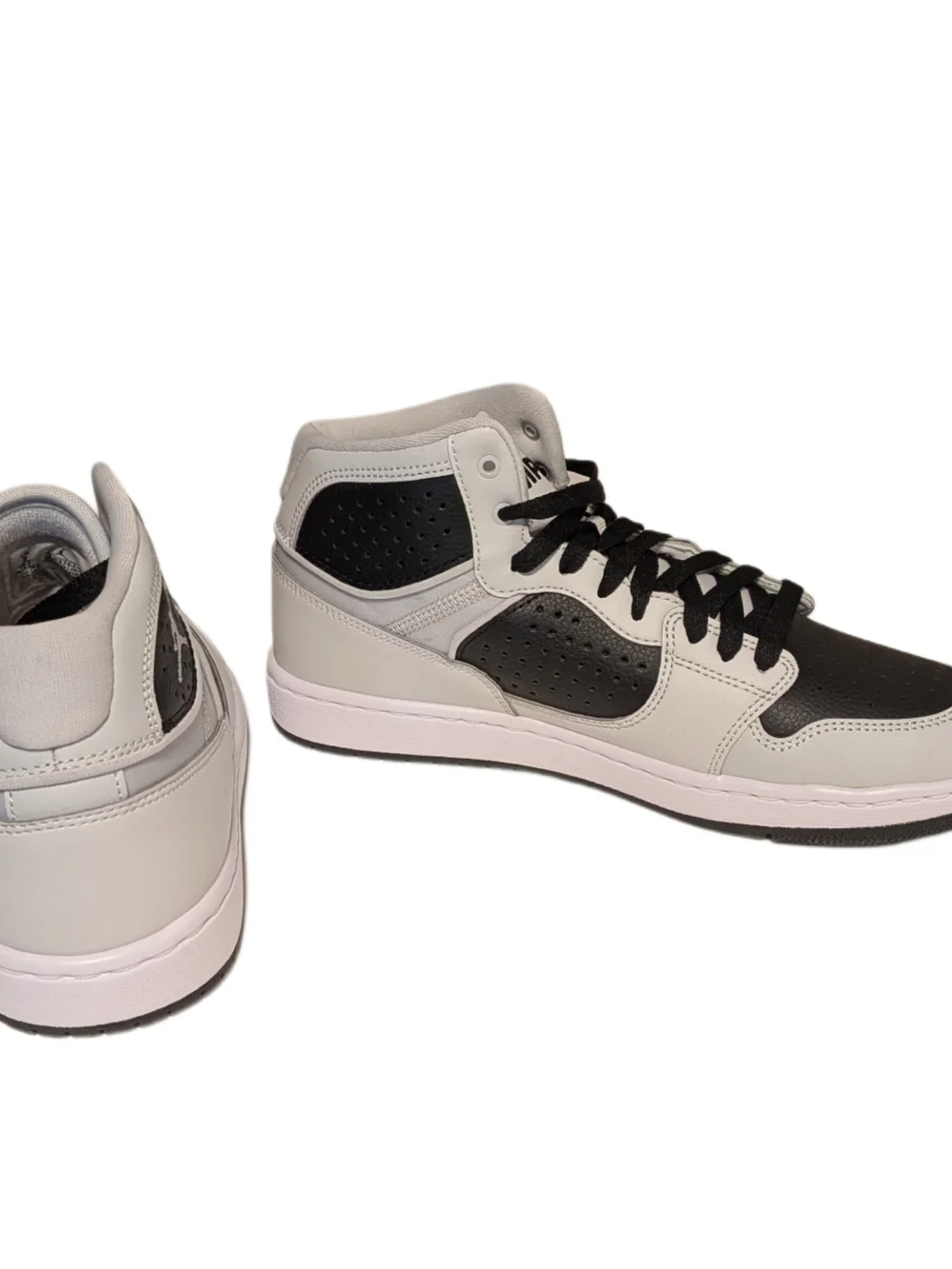 Jordan Access Mens Size 8 Shoes Photon Dust Black White AR3762-010